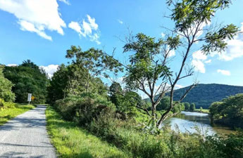Vermont-Lamoille-Valley-Rail-Trail-Bike-Tour