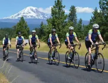 Sojourn-Bike-Tours-group